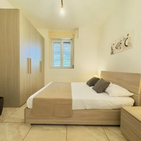 Patria Apartment, Free Private Parking * Lago Patria